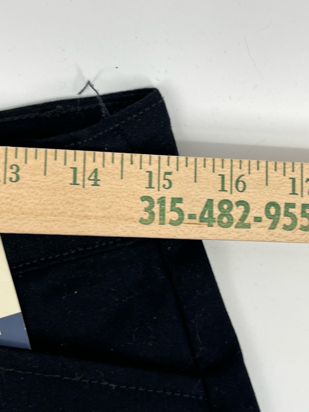 St. John's Bay Black Capri Pants - Picture 5 of 8